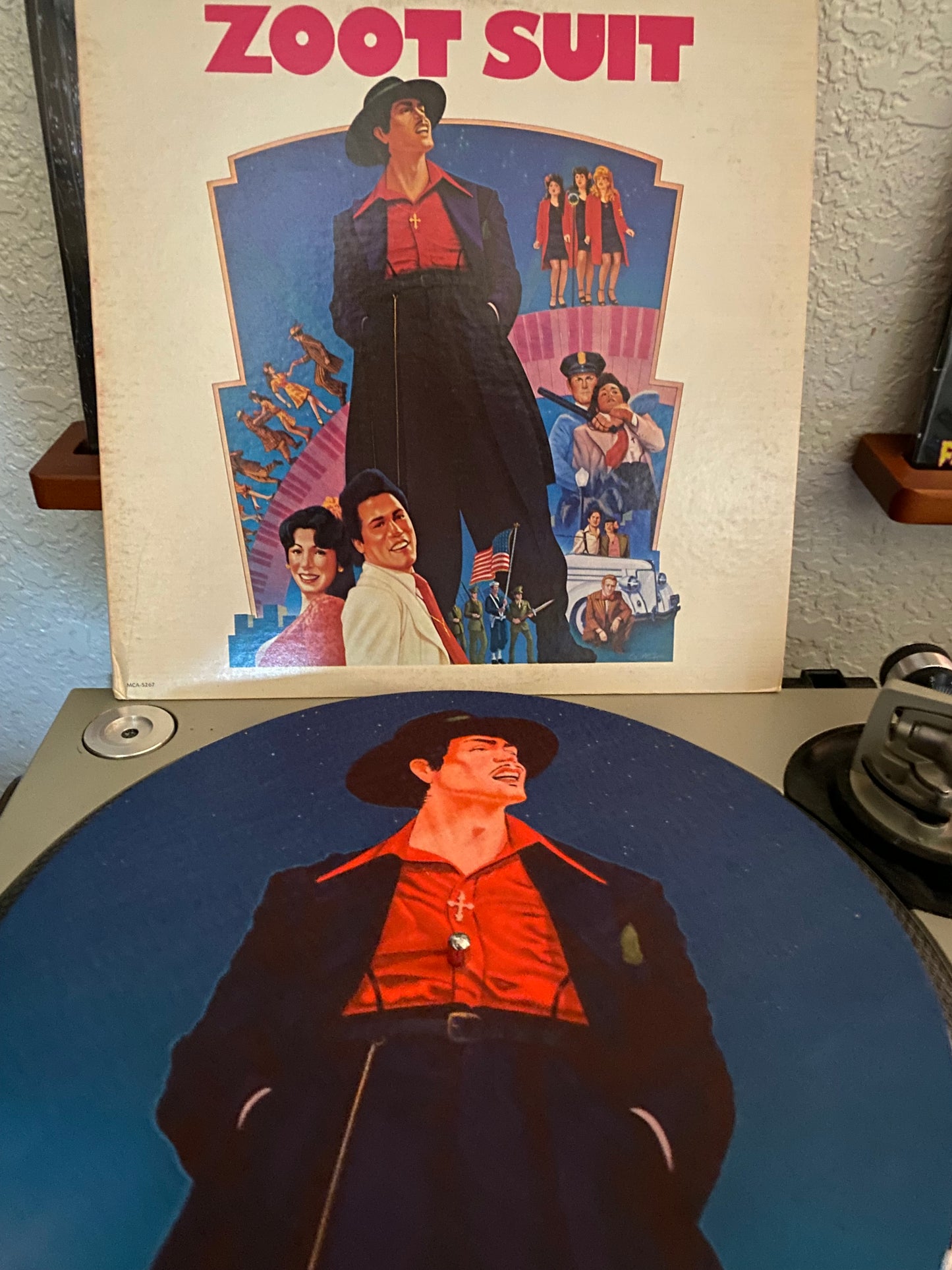 Zoot suit 12" slipmat