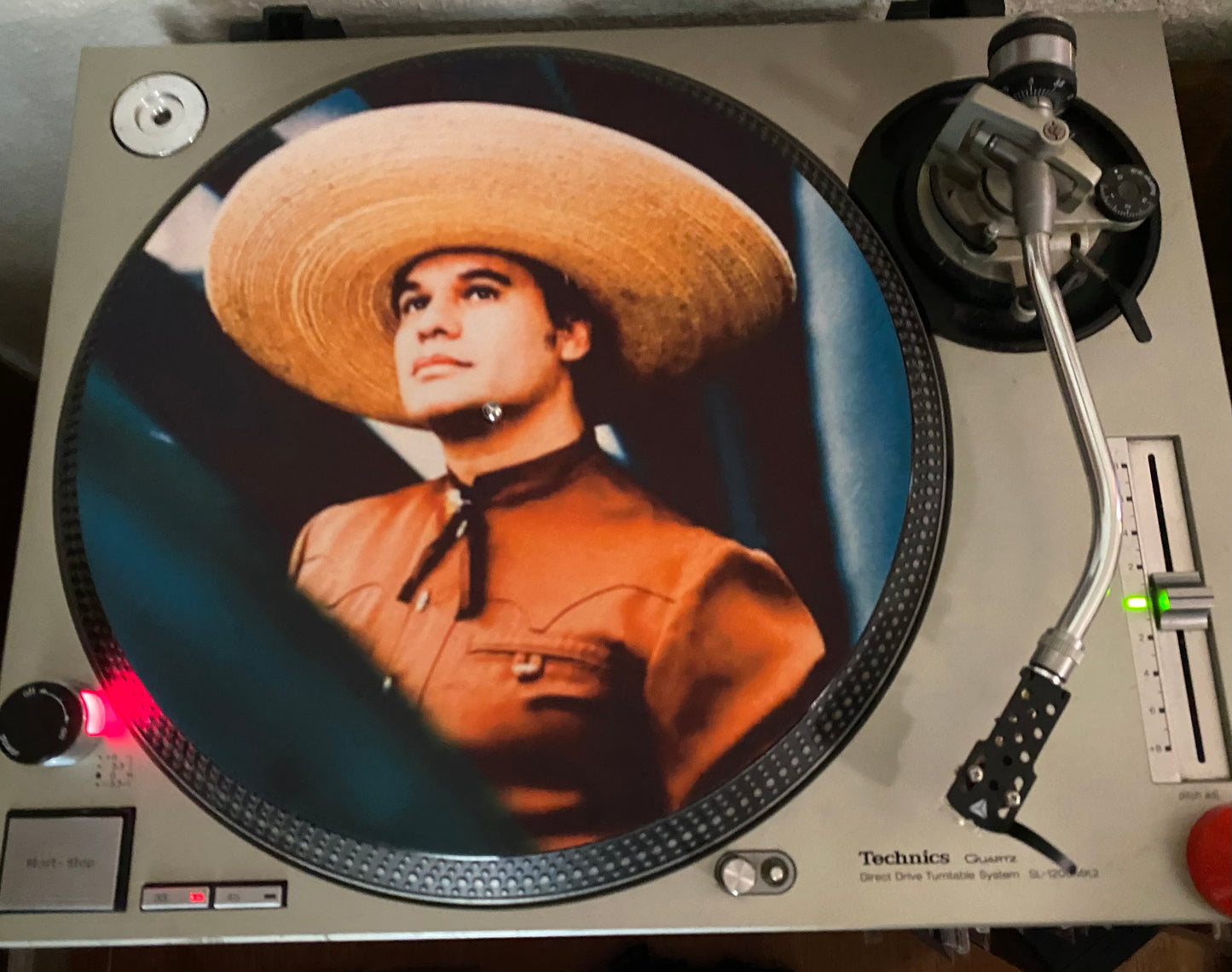 Juan Gabriel- El Divo de Juárez slipmat